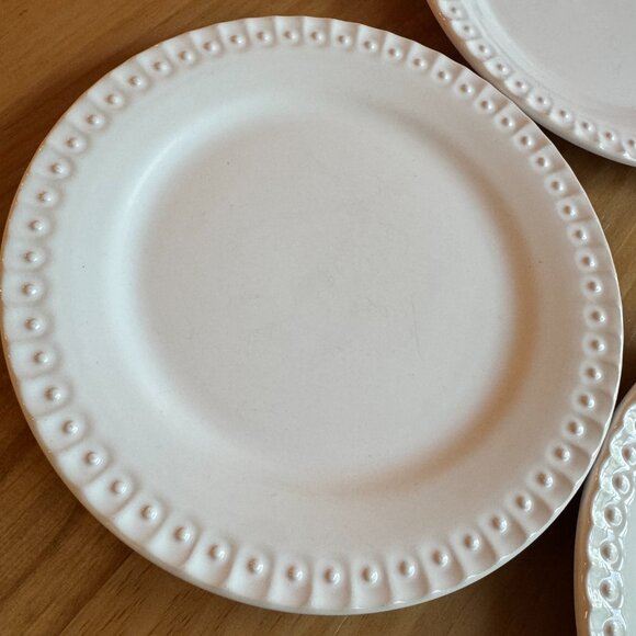 4 Southern Living Alexa white salad plates beaded trim - Picture 3 of 6